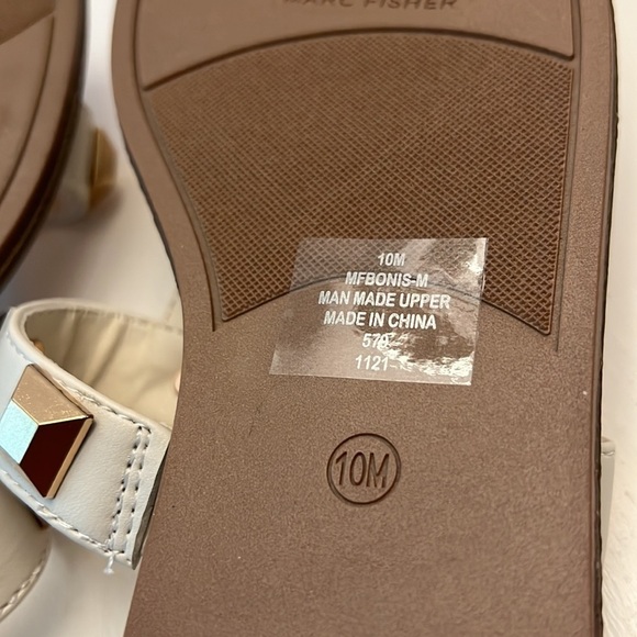 Marc Fisher Bonis Flat Sandals Size 10 New in Box - Picture 9 of 10